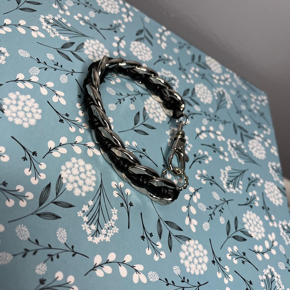NWOT Faux Silver Chain Link Bracelet